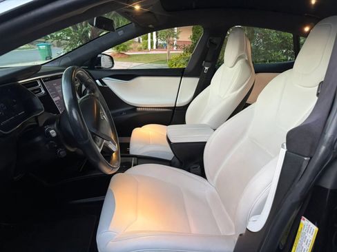 Used 2017 Tesla Model S 60D AWD/4WD image 8