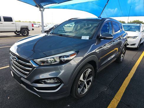 Used 2016 Hyundai Tucson Limited w/ Option Group 03 AWD/4WD image 2