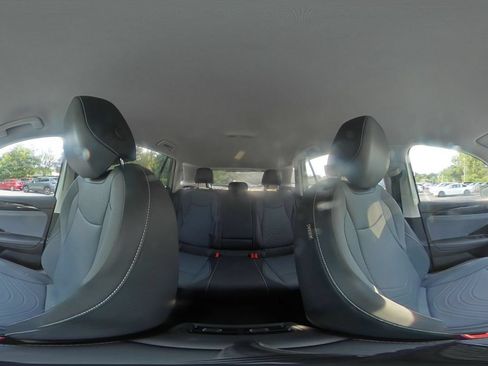Used 2026 Volkswagen Tiguan SE AWD/4WD image 43