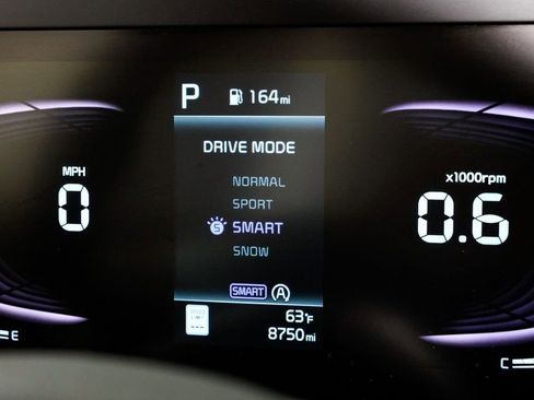 Certified 2024 Kia Sportage LX image 12