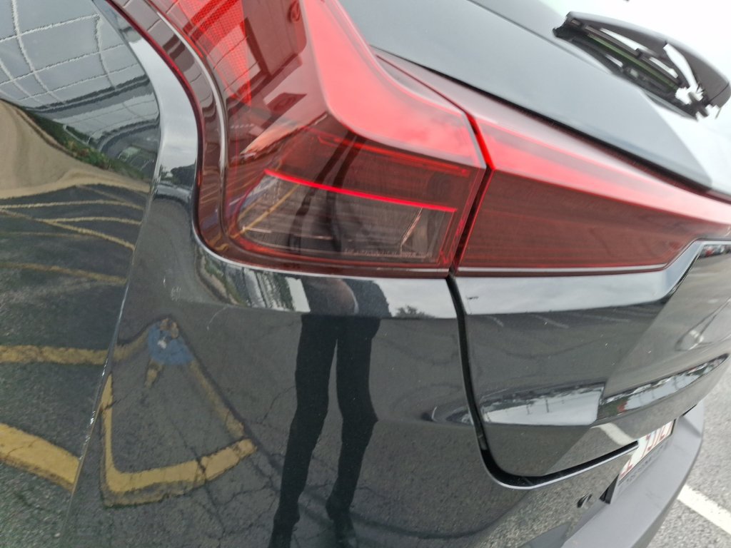 Used 2024 Lexus UX 250h AWD w/ Premium Package image 7