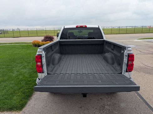 Used 2014 Chevrolet Silverado 1500 LT w/ LT Convenience Package AWD/4WD image 9