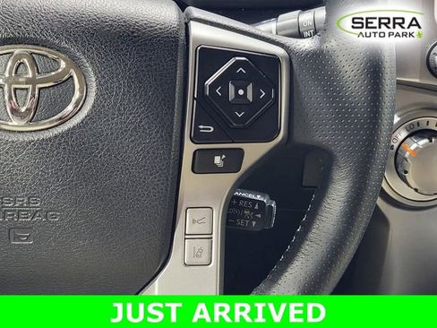 Used 2020 Toyota 4Runner SR5 Premium w/ Moonroof Package AWD/4WD image 28