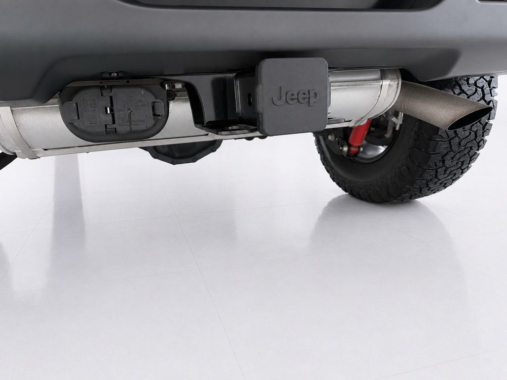 Used 2024 Jeep Wrangler Unlimited AWD/4WD image 11