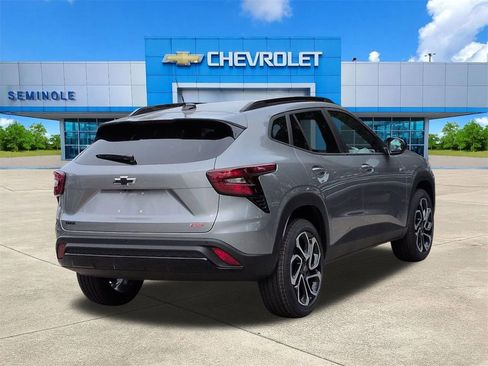New 2026 Chevrolet Trax RS w/ Driver Confidence Package FWD image 4