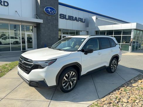 Certified 2026 Subaru Forester Touring w/ Touring Package AWD/4WD image 2