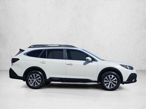 Used 2021 Subaru Outback Premium AWD/4WD image 9