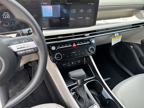 New 2025 Hyundai Tucson SEL image 28