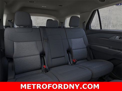 New 2026 Ford Explorer Active image 11