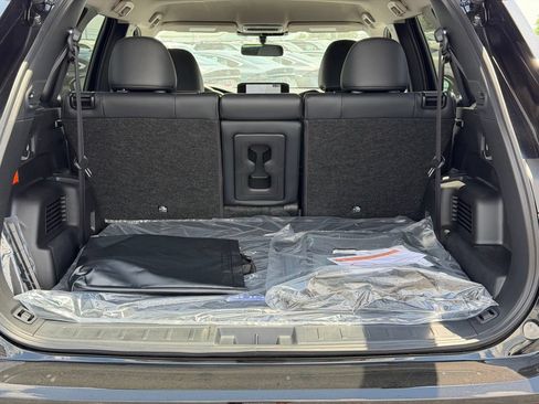 New 2026 Nissan Rogue SL AWD/4WD image 32