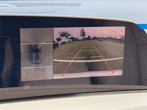 Used 2025 Cadillac XT4 Premium Luxury image 17