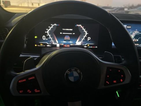 Used 2023 BMW X7 xDrive40i w/ M Sport Package image 15