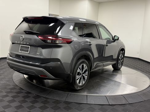 Used 2021 Nissan Rogue SV w/ Premium Package FWD image 7