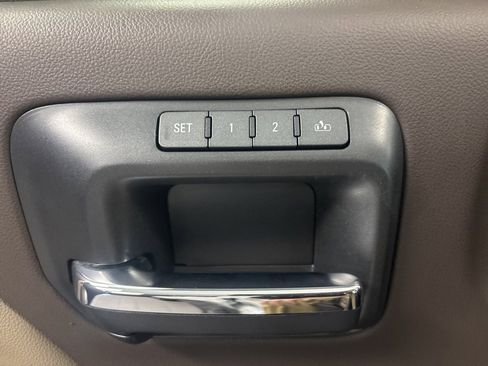 Used 2018 GMC Sierra 1500 SLT w/ SLT Preferred Package image 27