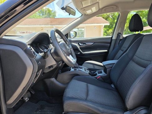 Used 2018 Nissan Rogue S FWD image 8