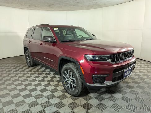 New 2025 Jeep Grand Cherokee L Limited w/ Luxury Tech Group II AWD/4WD image 5