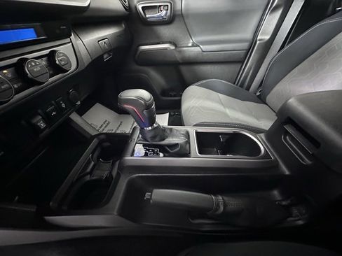 Certified 2023 Toyota Tacoma TRD Sport image 24