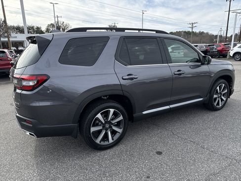 New 2025 Honda Pilot Elite image 9