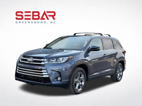 Used 2019 Toyota Highlander Limited Platinum FWD image 10