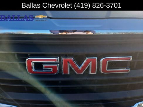 Certified 2023 GMC Terrain SLE w/ Driver Convenience Package FWD image 31