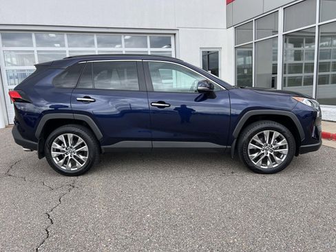 Used 2020 Toyota RAV4 Limited w/ Limited Grade Weather Package AWD/4WD image 18