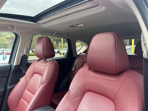 Used 2023 MAZDA CX-5 Carbon Edition image 18