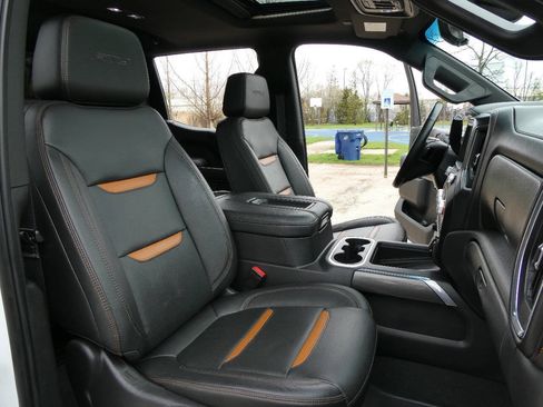 Used 2021 GMC Sierra 1500 AT4 w/ Technology Package AWD/4WD image 39