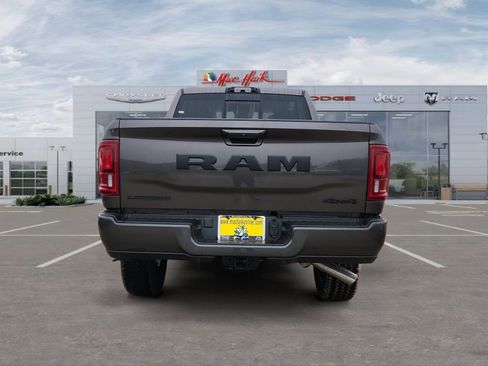 Used 2026 RAM 2500 Laramie w/ Night Edition AWD/4WD image 4