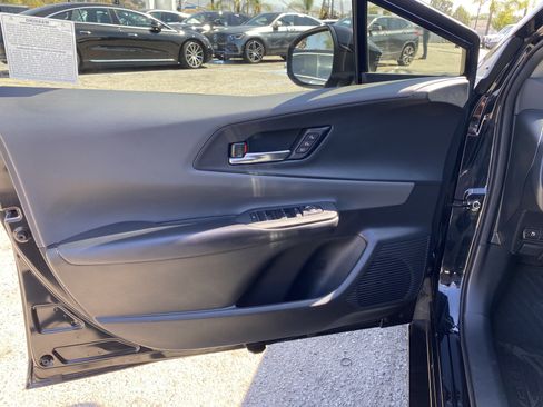 Used 2024 Toyota Prius Limited FWD image 15