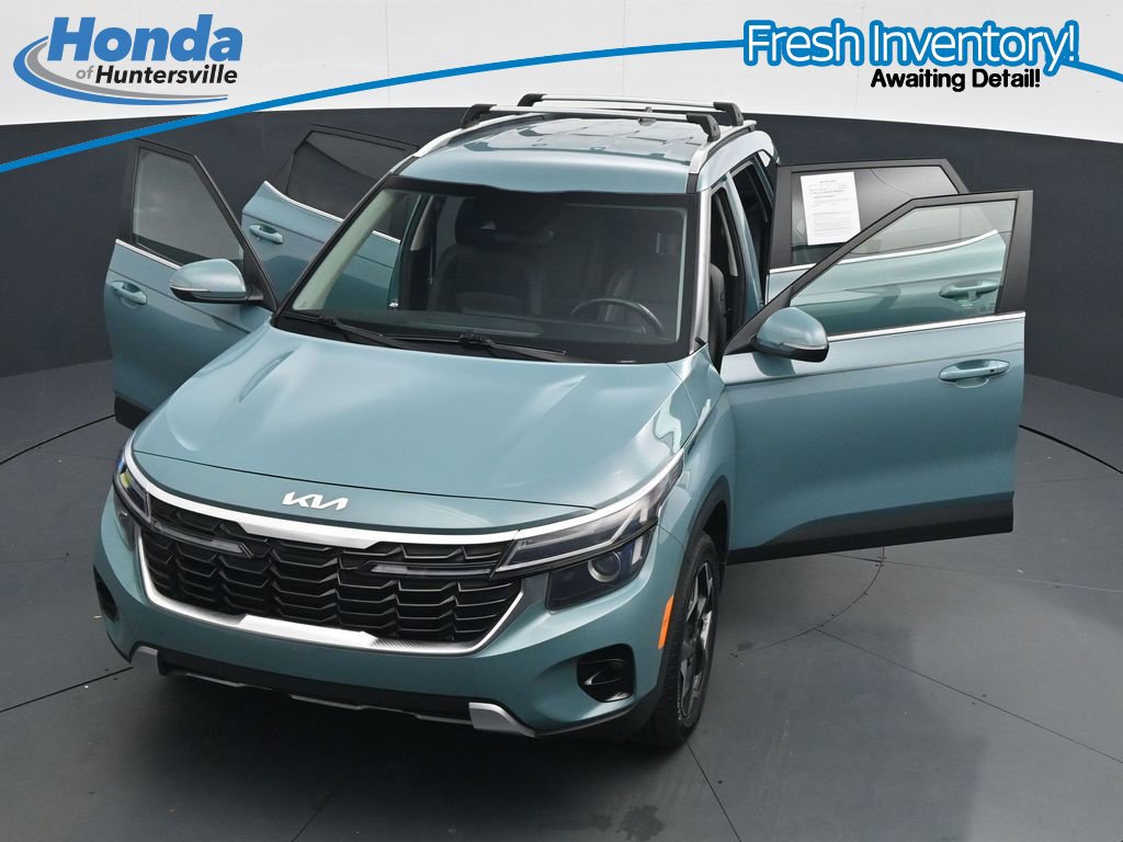 Used 2025 Kia Seltos EX AWD/4WD image 41