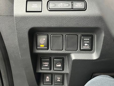 Used 2023 Nissan Frontier PRO-4X w/ Pro Convenience Package AWD/4WD image 21