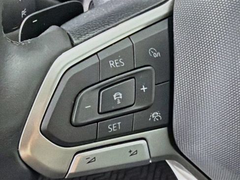 Used 2026 Volkswagen Atlas SEL Premium R-Line AWD/4WD image 10