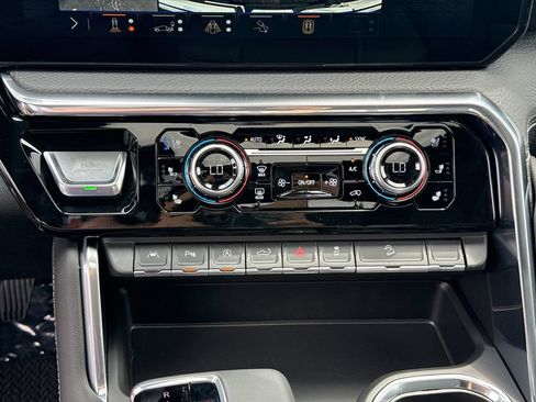 New 2026 GMC Sierra 1500 Denali AWD/4WD image 23