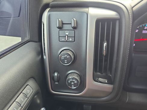 Used 2017 GMC Sierra 1500 SLT w/ SLT Premium Package AWD/4WD image 23