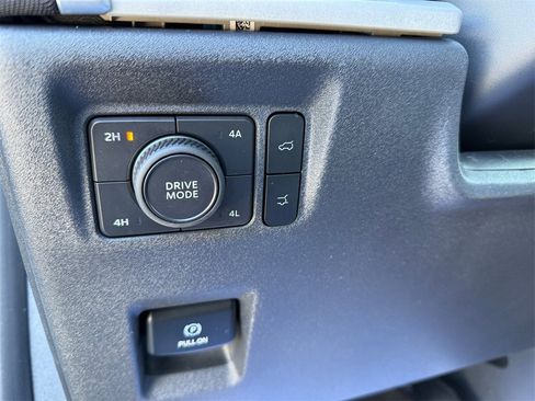 Certified 2025 Ford Expedition Max Active image 22