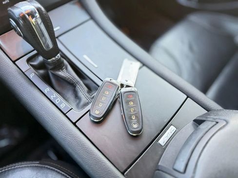 Used 2016 Ford Taurus SEL w/ Equipment Group 201A image 18