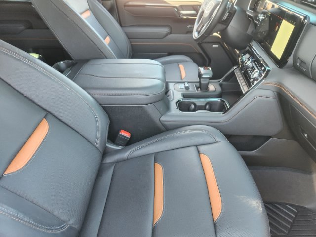 Used 2026 GMC Sierra 1500 AT4 w/ AT4 Premium Package AWD/4WD image 14