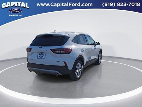 New 2026 Ford Escape Active image 8