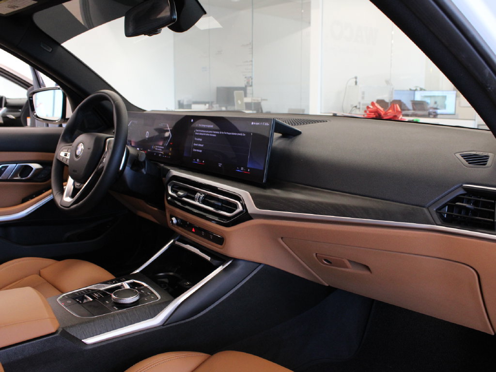 Used 2023 BMW 330i Sedan w/ Driving Assistance Package RWD image 18
