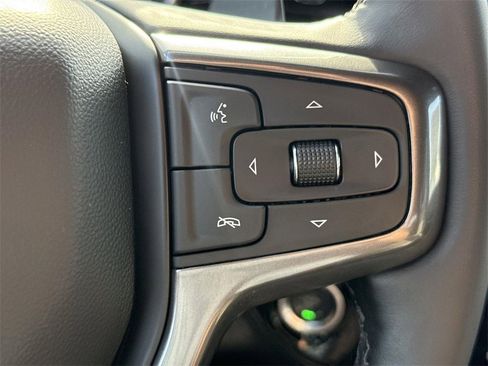 Used 2023 Chevrolet Silverado 1500 ZR2 image 36