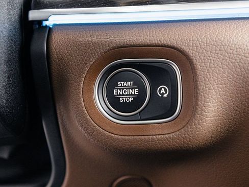 Certified 2026 Mercedes-Benz GLS 450 4MATIC image 16