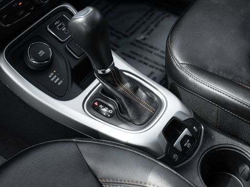 Used 2021 Jeep Compass Latitude w/ Convenience Group image 17