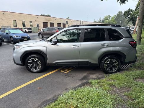 Certified 2026 Subaru Forester Premium AWD/4WD image 5