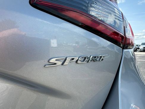 Used 2024 Honda Civic Sport image 4