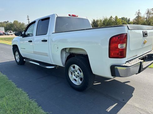 Used 2007 Chevrolet Silverado 1500 LT w/ 1LT Convenience Package RWD image 8