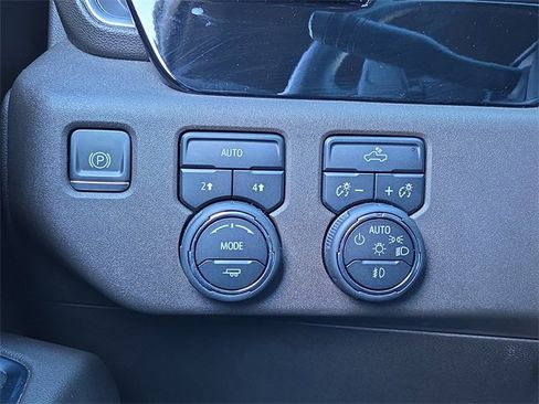 Used 2024 Chevrolet Silverado 1500 RST w/ Convenience Package II image 26