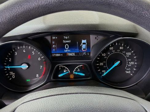Used 2019 Ford Escape SE FWD image 15
