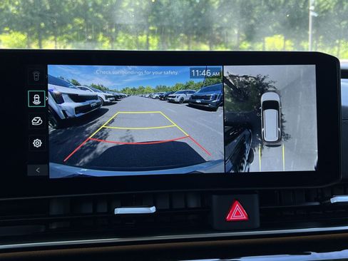 New 2026 Kia Carnival SX Prestige FWD image 31
