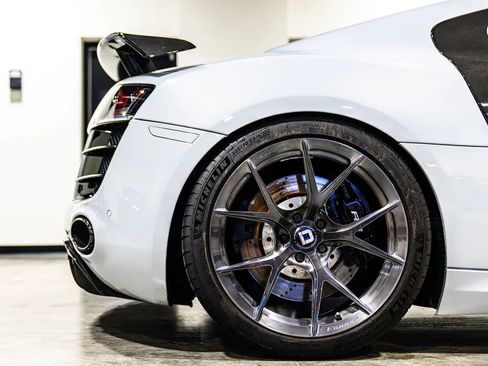 Used 2012 Audi R8 V10 image 46