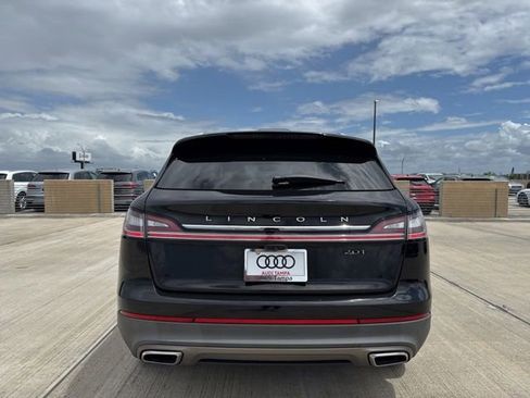 Used 2020 Lincoln Nautilus FWD w/ Equipment Group 101A image 4